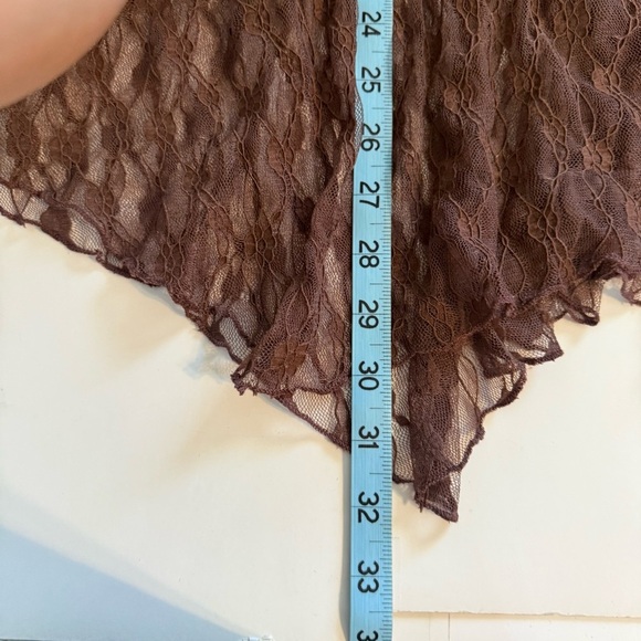 Daytrip Brown Floral Lace Plunge V Neck Handkerchief Hem Shirt Top Size XXL - Picture 11 of 13